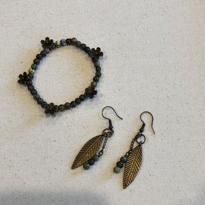 Bracelet and earrings set